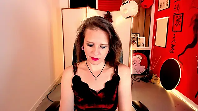 EmiliaBedy online show from 05-28-26, 05:15