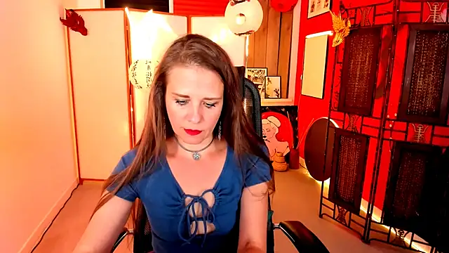 Snapshot of EmiliaBedy chatting on 06-26-26, 05:13 EmiliaBedy online show from 06-26-26, 05:13
