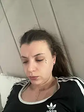 bunnythetailor online show from 05-20-26, 06:32