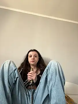 bunnythetailor online show from 04-05-26, 06:42