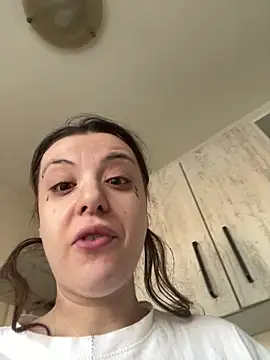 bunnythetailor online show from 03-14-26, 03:51