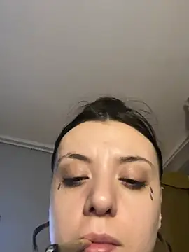 bunnythetailor online show from 02-04-25, 12:29