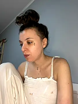 bunnythetailor online show from 11-09-25, 06:45