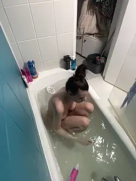 bunnythetailor online show from 03-07-26, 04:23