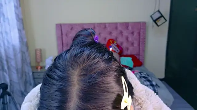 Snapshot of Sofii_cutee chatting on 02-18-26, 12:23 Sofii cutee online show from 02-18-26, 12:23