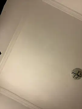 Boneca25 online show from 12-04-25, 04:55