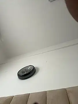 Boneca25 online show from 03-31-26, 08:49