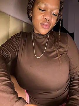 Boneca25 online show from 03-21-26, 01:15