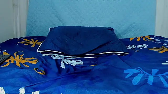 Snapshot of LaelVira_2 chatting on 03-14-25, 07:48 LaelVira 2 online show from 03-14-25, 07:48