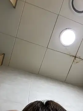 Snapshot of Phil_6677 chatting on 03-25-26, 10:14 Phil 6677 online show from 03-25-26, 10:14