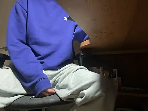 Snapshot of Phil_6677 chatting on 02-06-26, 03:19 Phil 6677 online show from 02-06-26, 03:19