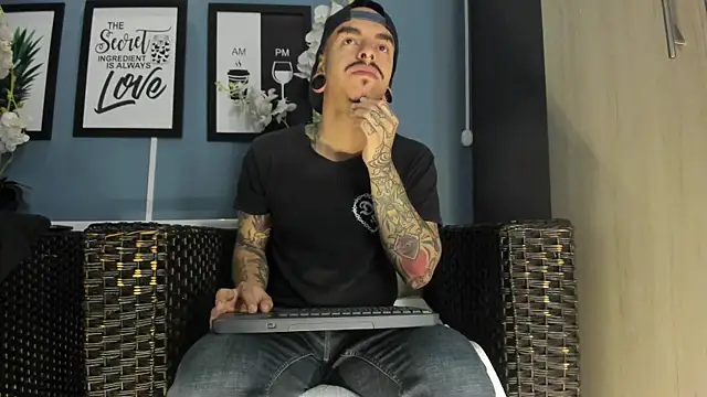 kaletattoo online show from 10-30-25, 11:08