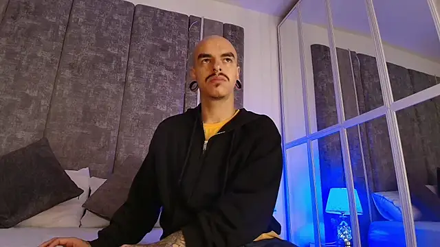 kaletattoo online show from 05-27-26, 11:17