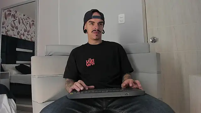 kaletattoo online show from 11-12-25, 11:25