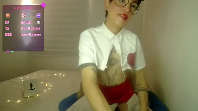 Snapshot of Katylove888 chatting on 03-09-25, 05:49 Katylove888 online show from 03-09-25, 05:49