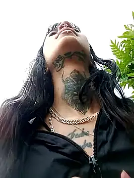 esmeralda06 online show from 10-31-25, 02:02