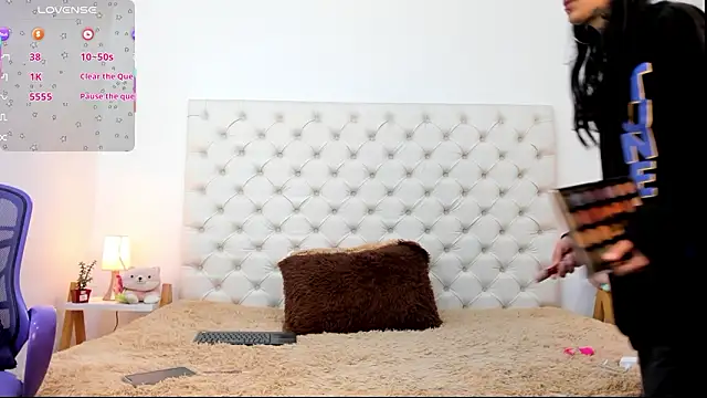 esmeralda06 online show from 03-12-26, 02:32