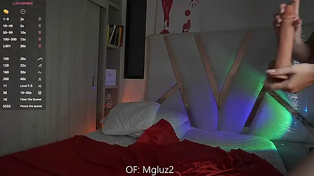 Megancute2  online show from 10-19-25, 07:38