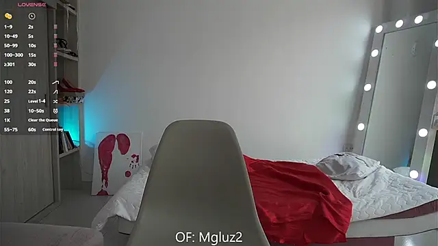 Megancute2  online show from 09-25-25, 06:36