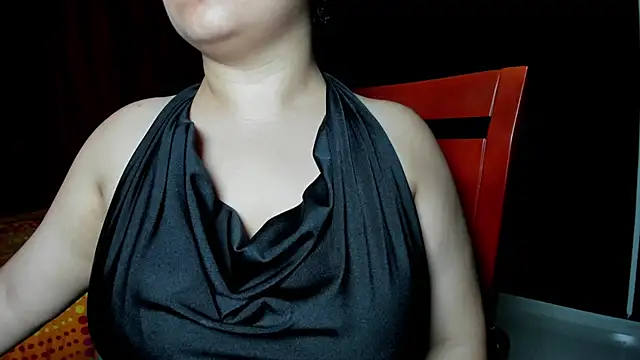 Snapshot of Little_Shaara chatting on 03-03-25, 08:30 Little Shaara online show from 03-03-25, 08:30