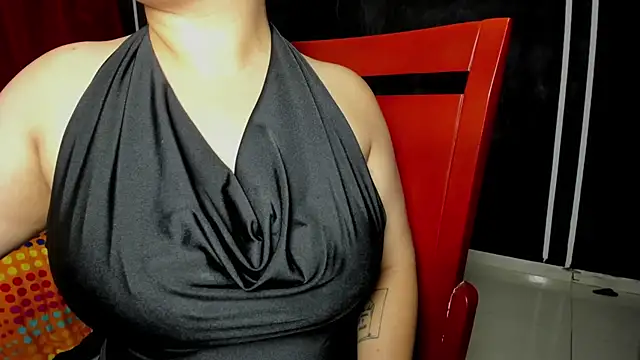 Snapshot of Little_Shaara chatting on 03-03-25, 05:26 Little Shaara online show from 03-03-25, 05:26