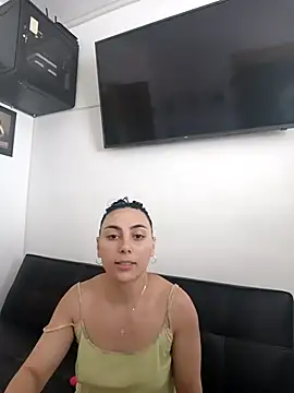 Ariana rouse online show from 12-03-25, 05:12