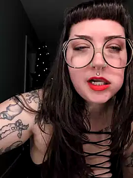 goblingirl888 online show from 12-18-25, 02:05