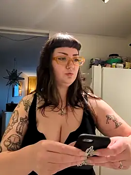 Snapshot of goblingirl888 chatting on 02-12-26, 12:10 goblingirl888 online show from 02-12-26, 12:10