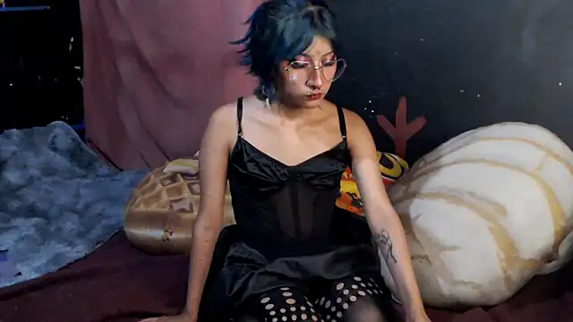 Snapshot of Sharkyu1 chatting on 03-20-25, 04:40 Sharkyu1 online show from 03-20-25, 04:40