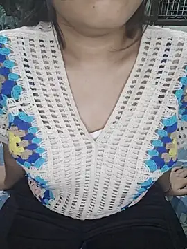 Snapshot of JANVI_MISHRA1 chatting on 04-27-26, 04:38 JANVI MISHRA1 online show from 04-27-26, 04:38