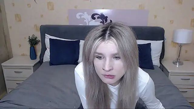 Chloe Addison online show from 09-18-25, 08:12