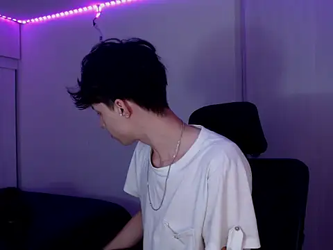 Snapshot of Juanmres chatting on 02-21-26, 11:29 Juanmres online show from 02-21-26, 11:29