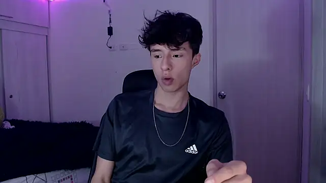 Snapshot of Juanmres chatting on 02-22-26, 09:49 Juanmres online show from 02-22-26, 09:49