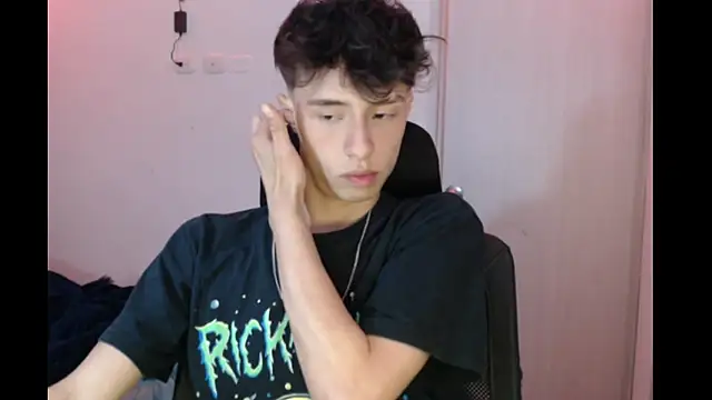 Snapshot of Juanmres chatting on 11-20-25, 03:40 Juanmres online show from 11-20-25, 03:40