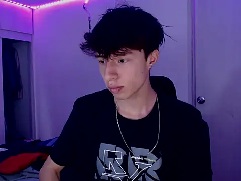 Snapshot of Juanmres chatting on 01-10-26, 01:50 Juanmres online show from 01-10-26, 01:50