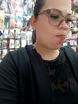 Vale Saenzz online show from 03-10-26, 05:06