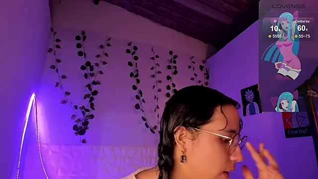 Snapshot of Ludovica6669 chatting on 03-14-25, 12:10 Ludovica6669 online show from 03-14-25, 12:10