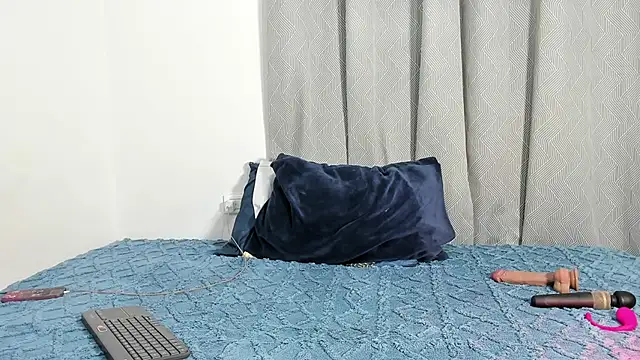 Snapshot of viankaa_miller chatting on 09-12-25, 06:13 viankaa miller online show from 09-12-25, 06:13