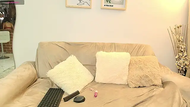Lilookailanii online show from 07-15-26, 02:57