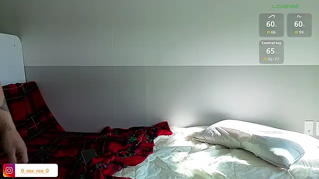 Snapshot of Doh728 chatting on 11-28-25, 05:29 Doh728 online show from 11-28-25, 05:29