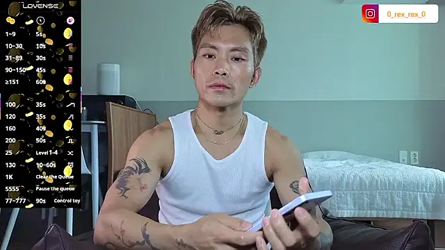 Snapshot of Doh728 chatting on 09-24-25, 12:29 Doh728 online show from 09-24-25, 12:29