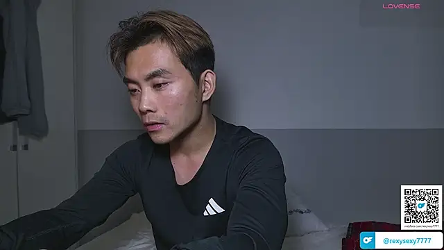 Snapshot of Doh728 chatting on 12-20-25, 12:30 Doh728 online show from 12-20-25, 12:30