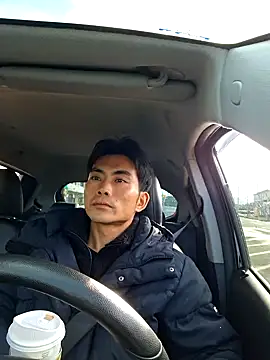 Snapshot of Doh728 chatting on 03-17-25, 11:57 Doh728 online show from 03-17-25, 11:57