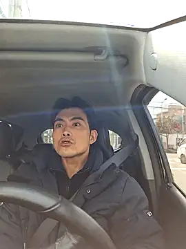 Snapshot of Doh728 chatting on 03-18-25, 03:02 Doh728 online show from 03-18-25, 03:02