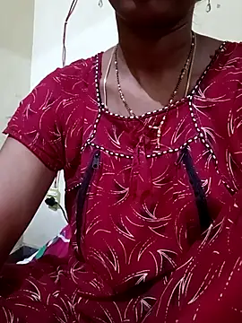 Snapshot of TeluguammayiMahi chatting on 10-28-25, 10:20 TeluguammayiMahi online show from 10-28-25, 10:20