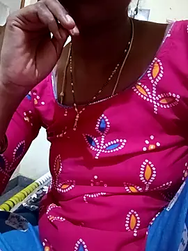 Snapshot of TeluguammayiMahi chatting on 10-07-25, 05:03 TeluguammayiMahi online show from 10-07-25, 05:03