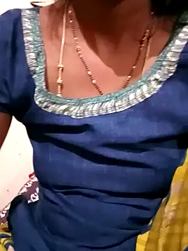 Snapshot of TeluguammayiMahi chatting on 03-19-25, 12:59 TeluguammayiMahi online show from 03-19-25, 12:59