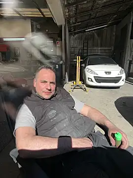 justeqqun online show from 03-18-26, 11:24