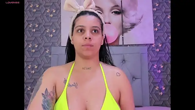 Emily rivera78 online show from 04-09-26, 04:03