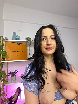 RaisaSalvi online show from 03-18-25, 06:50